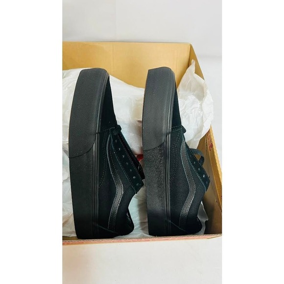 NWB! Vans Men's Old Skool Platfor Low-Top Sneakers, Black , 9US Men/10.5US Women - Picture 10 of 15